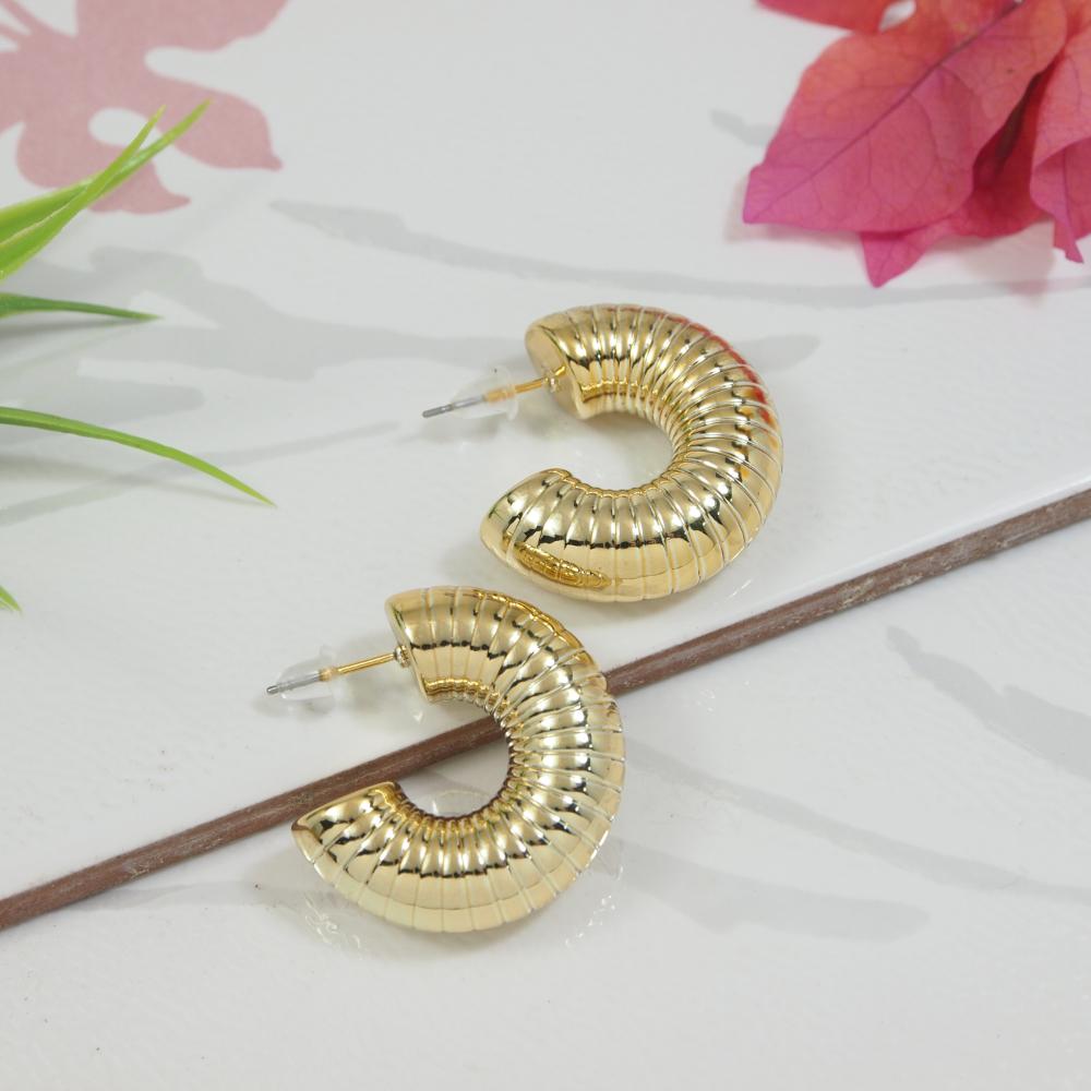 Etnico Gold Plated Half Circle Designed Stud Earrings For Women (E3303FL)