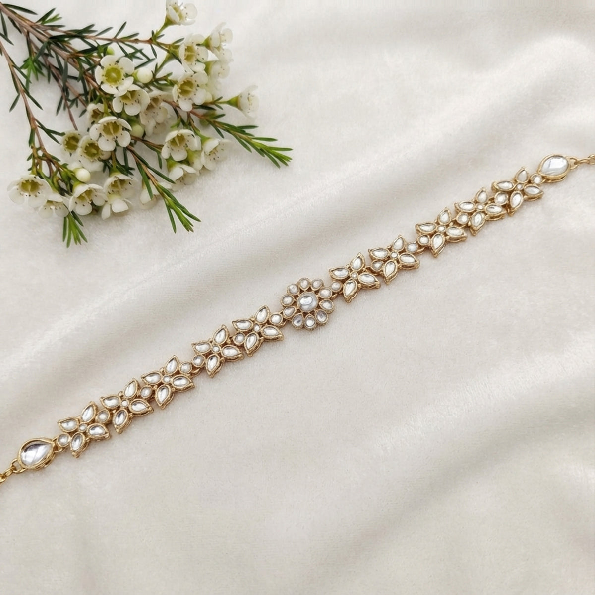 Js Fashion Elegant Mehendi Kundan Hair Accessory Floral Design For Women