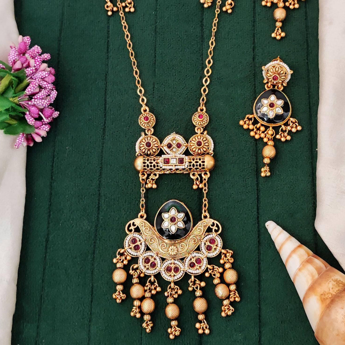 Js Fashion Designer Rajwadi Polish Fancy Style Pendant Set