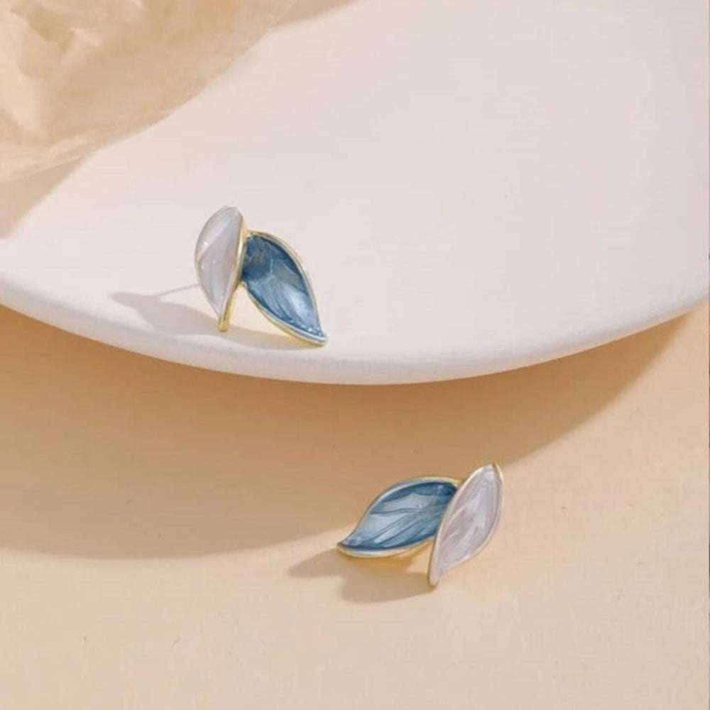 Bevy Pearls Leaf Shape Studs Earrings