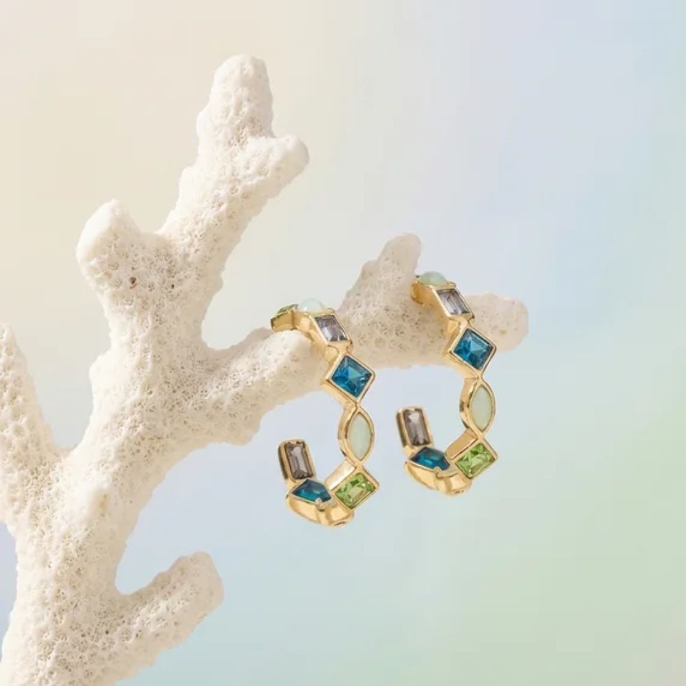 Etnico Fashion Gold Plated Anti Tarnish Multicolor Crystal Hoop Earrings for Women & Girls Stone Studded Lightweight Fashion Jewellery (WE009Mul)