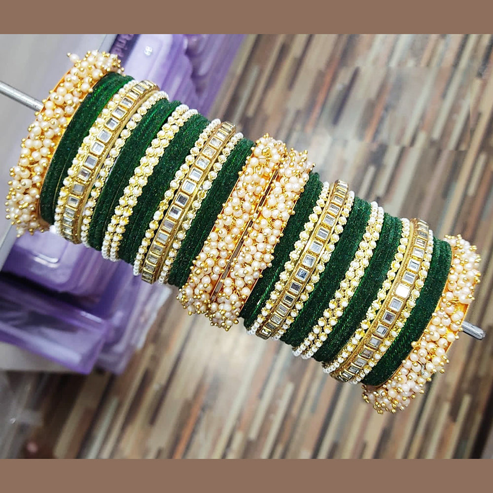 everlasting quality jewels velvet And Pearl Bangles Set