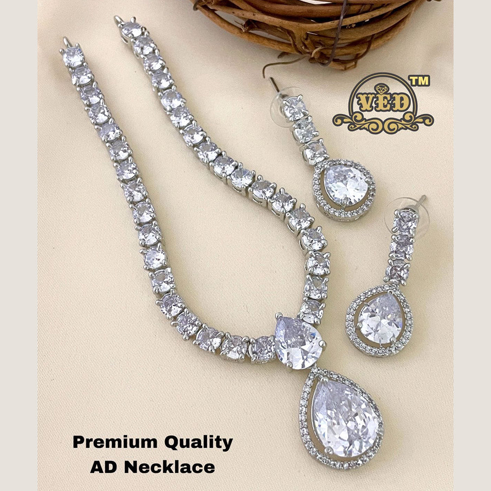 FS Collection AD Stone Necklace Set