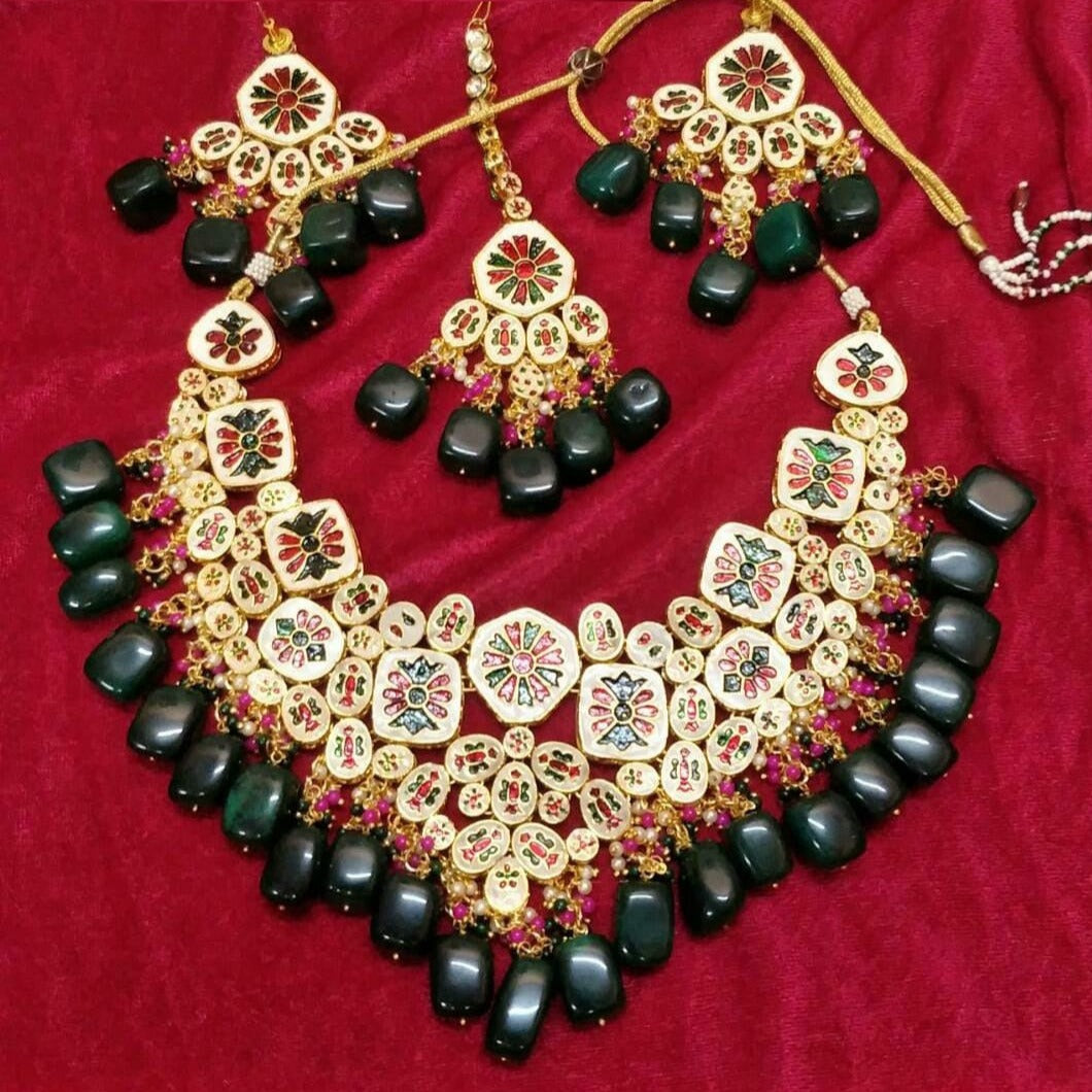 FS Collection Gold Plated Kundan Necklace Set