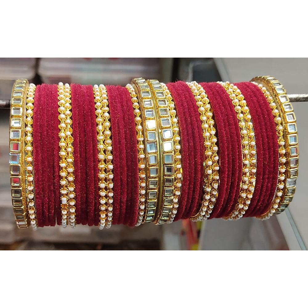 Lucentarts Jewellery Thread And Kundan Stone Gold Plated Bangles Set