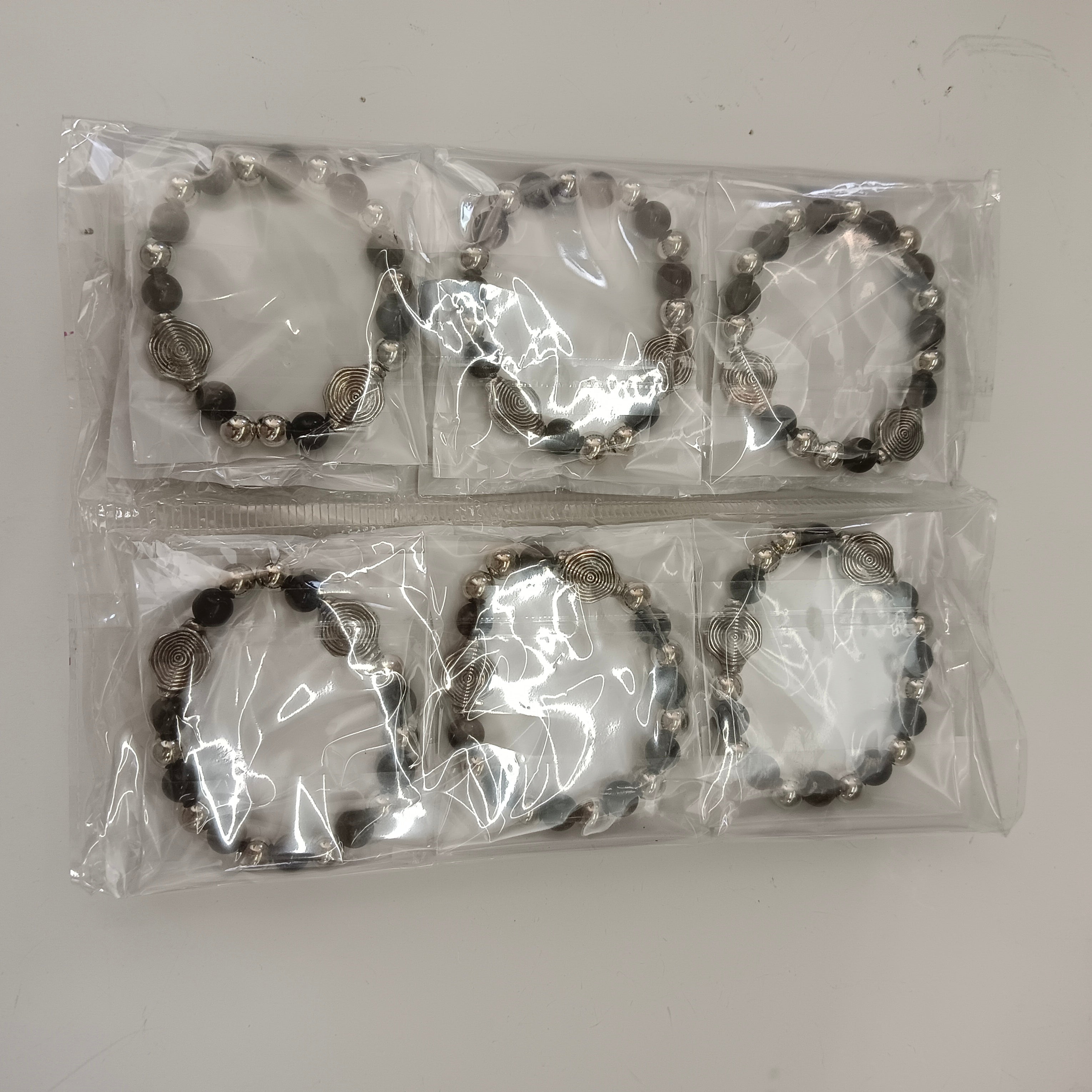 Urthn Eternal Bond Magnetic Couple Bracelet Set (Set of 12)