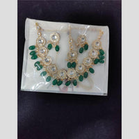 Manisha Jewellery Gold Plated Kundan Stone And Beads Necklace Set