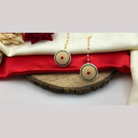 Manisha Jewellery Gold Plated Pota Stone Maangtikka