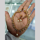 Manisha Jewellery Gold Plated Crystal And Pota Stone Necklace Set