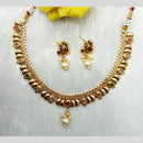 Manisha Jewellery Gold Plated Pota Stone And Pearl Necklace Set