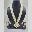 Manisha Jewellery Gold Plated Kundan And Pearls Necklace Set