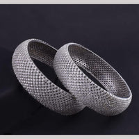 Manisha Jewellery Grace in Circles Classic American Daimonds Bangle Set