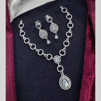 Manisha Jewellery Trend Edition Austrian And Crystal Fusion Necklace Set