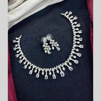 Manisha Jewellery Trend Edition Austrian And Crystal Fusion Necklace Set