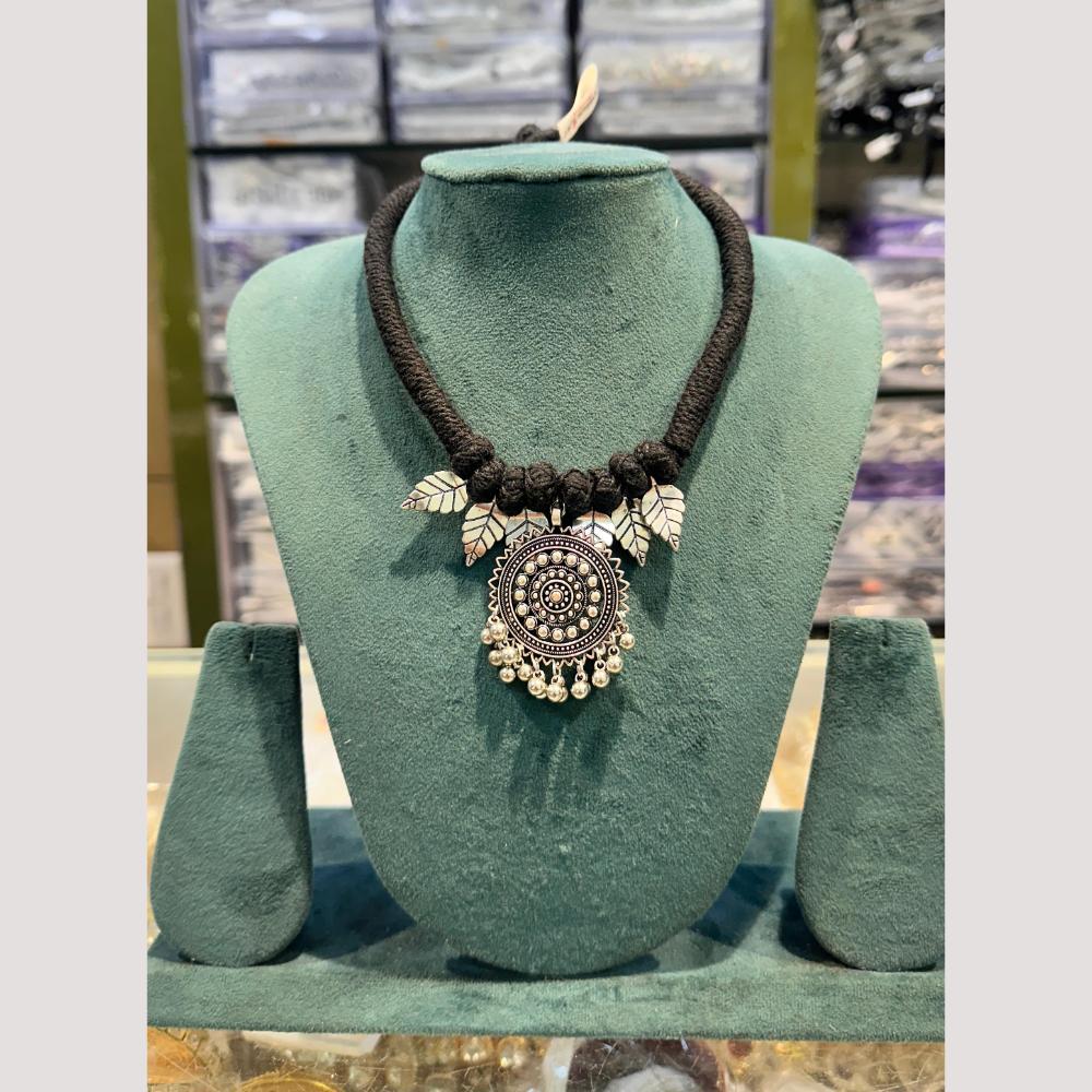 Manisha Jewellery Handcrafted Ethnic Oxidised Necklace Set