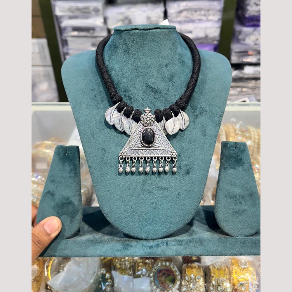 Manisha Jewellery Elegant Oxidised Plated Pota Stone Necklace Set