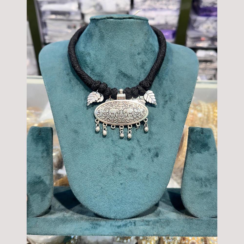 Manisha Jewellery Handcrafted Ethnic Oxidised Necklace Set