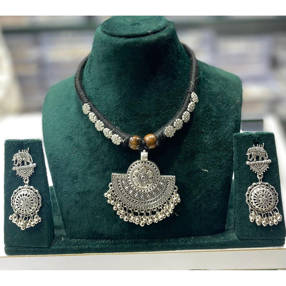 Manisha Jewellery Navratri Special Oxidised Necklace Set with Matching Earrings