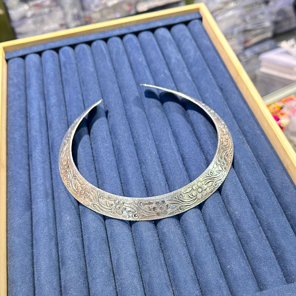 Manisha Jewellery Elegant Oxidised Plated Floral Design Necklace