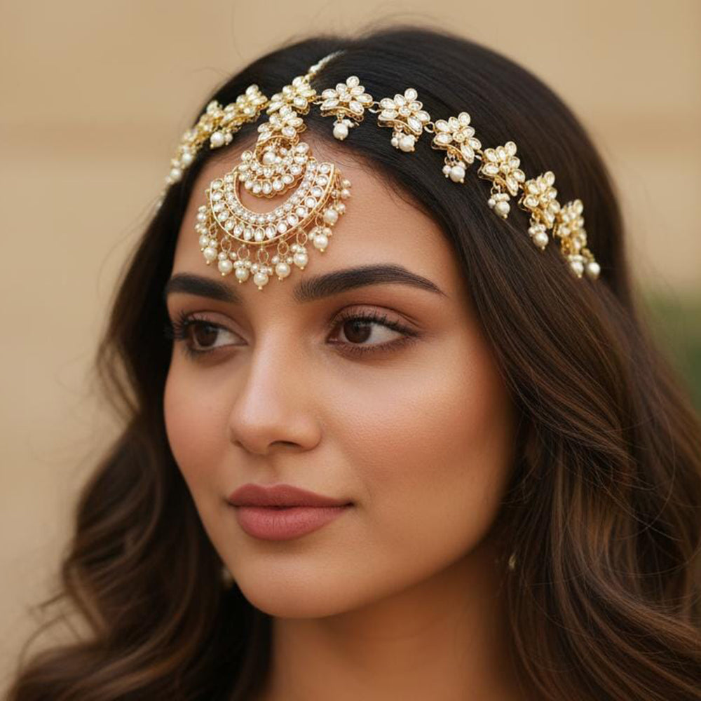 Manisha Jewellery Premium Crystal Stone And Pearl Damini Maangtikka