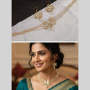 Manisha Jewellery Trendy Kundan Stone And Pearl Choker Necklace Set