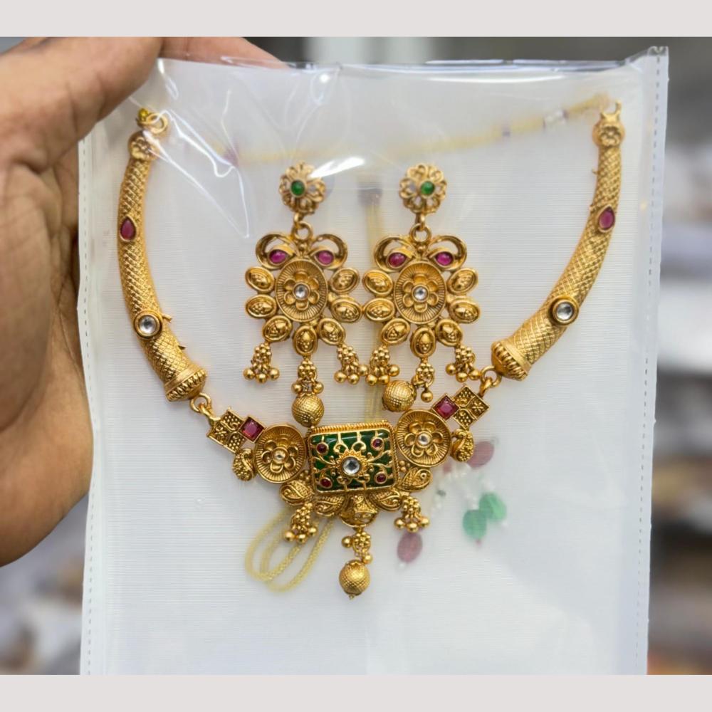 Manisha Jewellery Elegant Pota Stone And Pearl Necklace Set