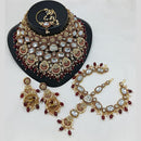 Lucentarts Jewellery Gold Plated Kundan Stone And Beads Semi-Bridal Necklace Set