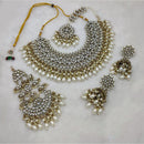 Lucentarts Jewellery Gold Plated Kundan Stone Beads And Pearl Necklace Set
