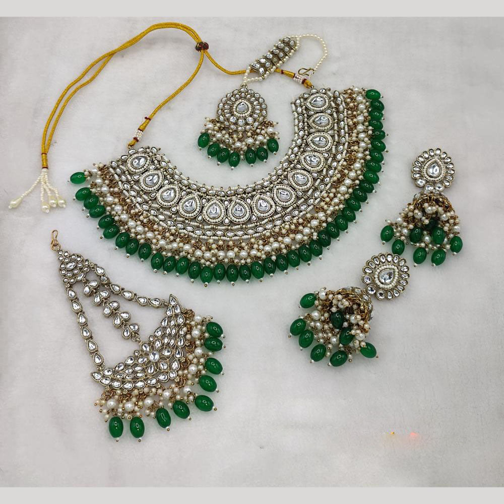 Lucentarts Jewellery Gold Plated Kundan Stone Beads And Pearl Necklace Set 