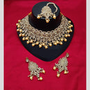 Lucentarts Jewellery Shimmering Crystal Necklace Set for Women