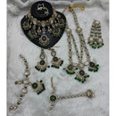 Lucentarts Jewellery Opulent Kundan Stone Pearl And Beads Bridal Jewellery Set