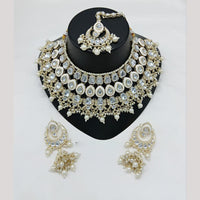 Lucentarts Jewellery Premium Kundan Stone And Pearl Meenakari Choker Necklace Set