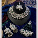 Lucentarts Jewellery Classic Crystal Stone And Pearl Choker Necklace Set 