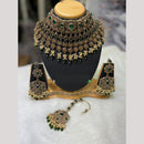 Lucentarts Jewellery Classic Crystal Stone And Pearl Choker Necklace Set 