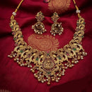 Lucentarts Jewellery Traditional Designer Pota Stone And Pearl Necklace Set