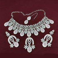Lucentarts Jewellery Classic Crystal Stone Necklace Set