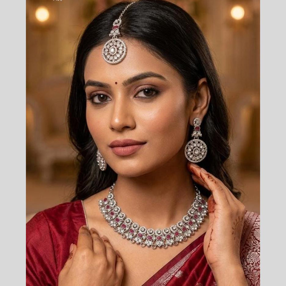 Lucentarts Jewellery Sparkle Crystal And Austrian Stone Designer Necklace Set