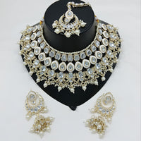 Lucentarts Jewellery Kundan Stone Pearl And Beads Choker Necklace Set