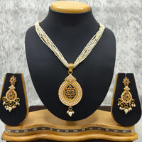 Lucentarts Jewellery Heritage Pota Stone Pearl And Beads Necklace Set