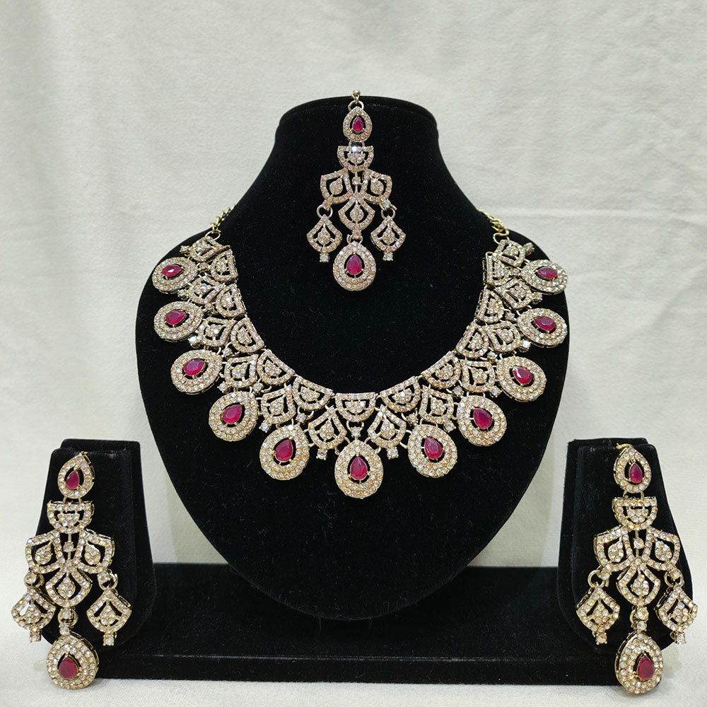 Lucentarts Jewellery Royal Look American Diamond Necklace Set