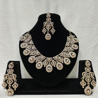 Lucentarts Jewellery Royal Look American Diamond Necklace Set