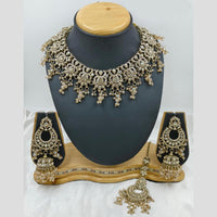 Lucentarts Jewellery Designer Austrian Stone And Pearl Neckace Set