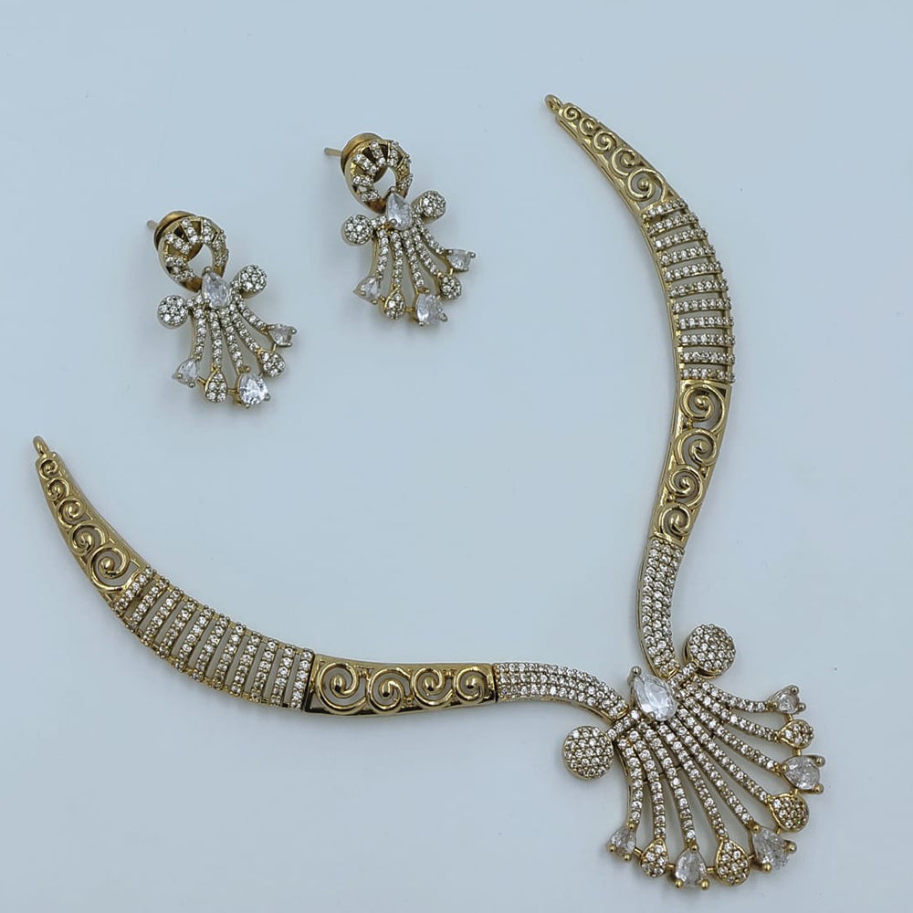Lucentarts Jewellery  Designer Crystal Stone And Austrian Stone Necklace Set
