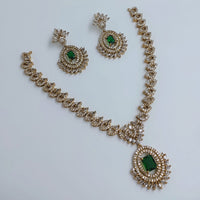 Lucentarts Jewellery Gorgeous Crystal Stone And Austrian Stone Necklace Set