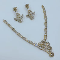 Lucentarts Jewellery Royal Look American Diamond Necklace Set
