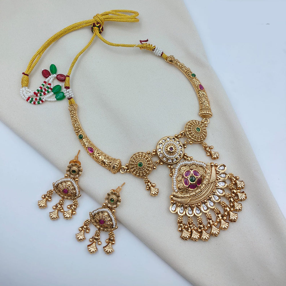 Lucentarts Jewellery Premium Pota Stone And Pearl Necklace Set