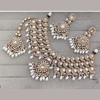 Sai Fashion Elegant Kundan Stone And Beads Choker Necklace Set