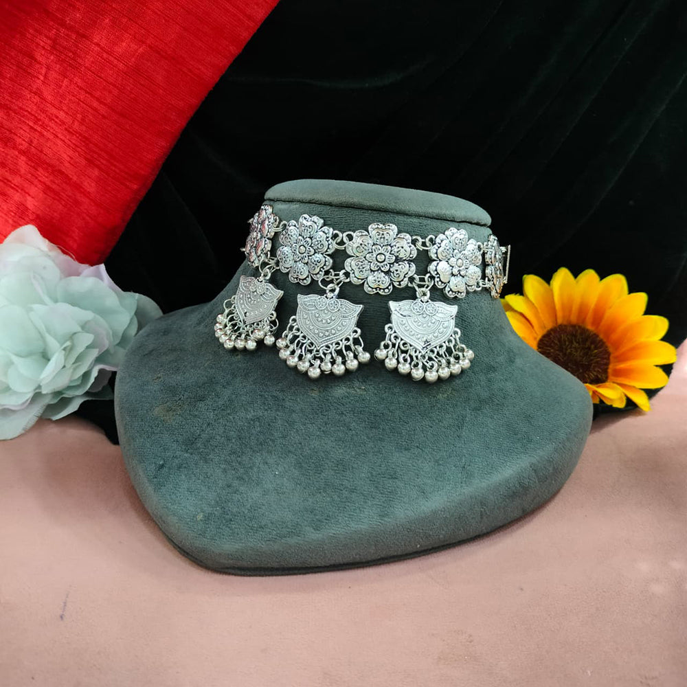 Blythediva Oxidised Vintage Style Flower Pearl Choker Necklace