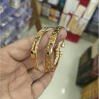 Pooja Bangles Premium Pota Stone Adjustable Bangles Set