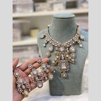 Hira Collections Glamorous Kundan And Pota Stone Necklace Set